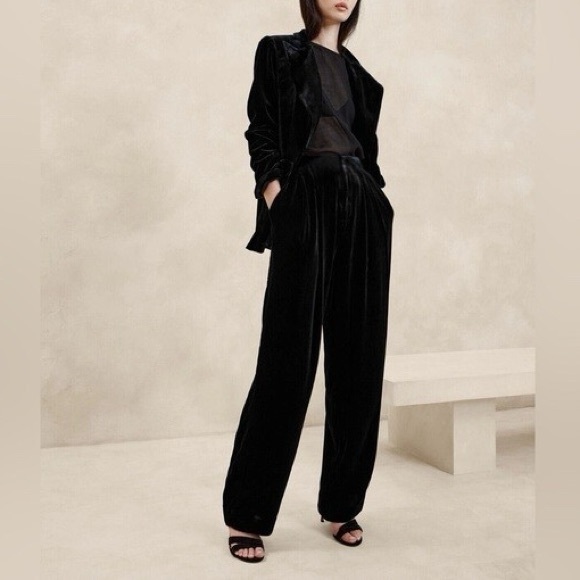 INC International Concepts Petite Velvet Trousers | Black | Size 4P | EUC - Picture 13 of 13